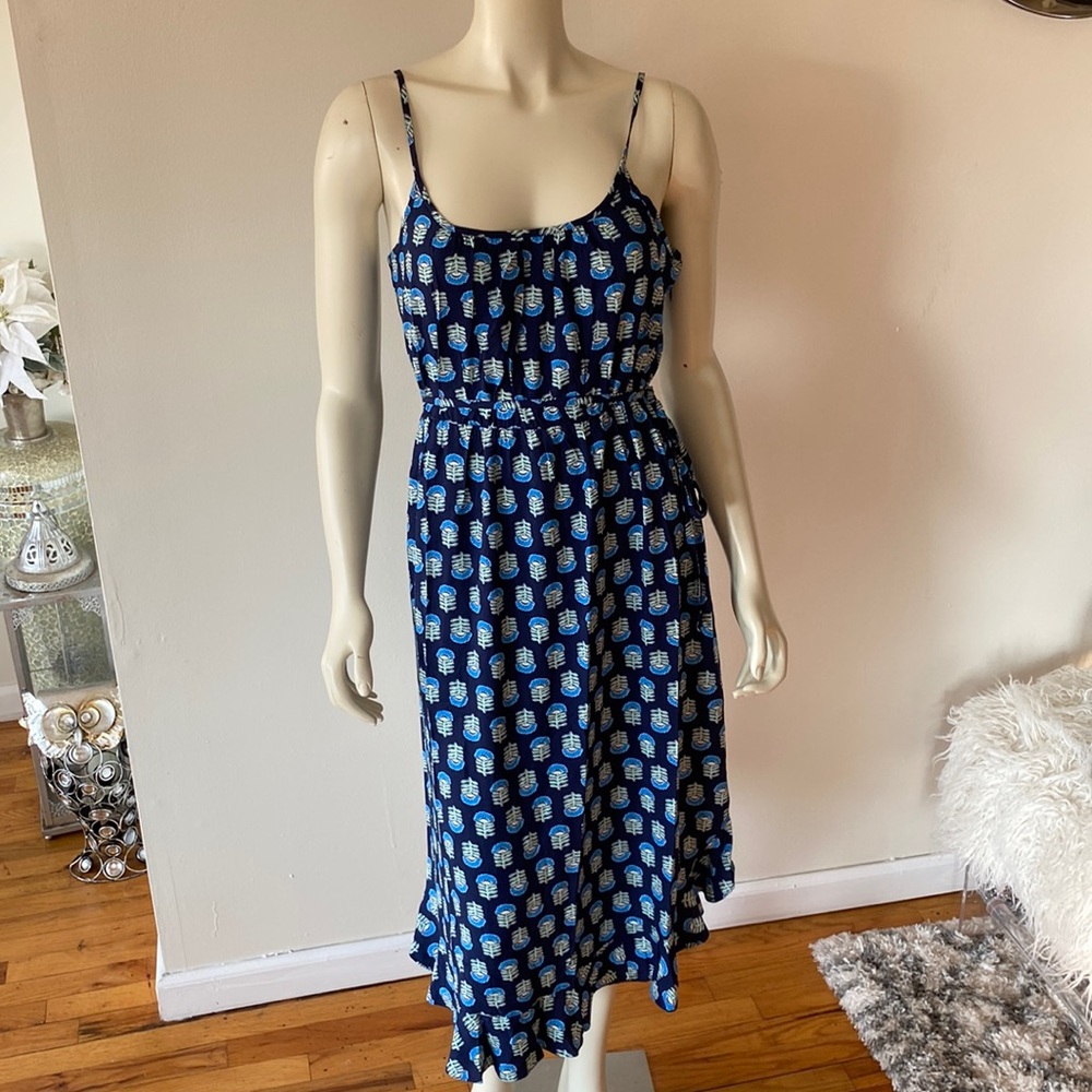 Blue dress